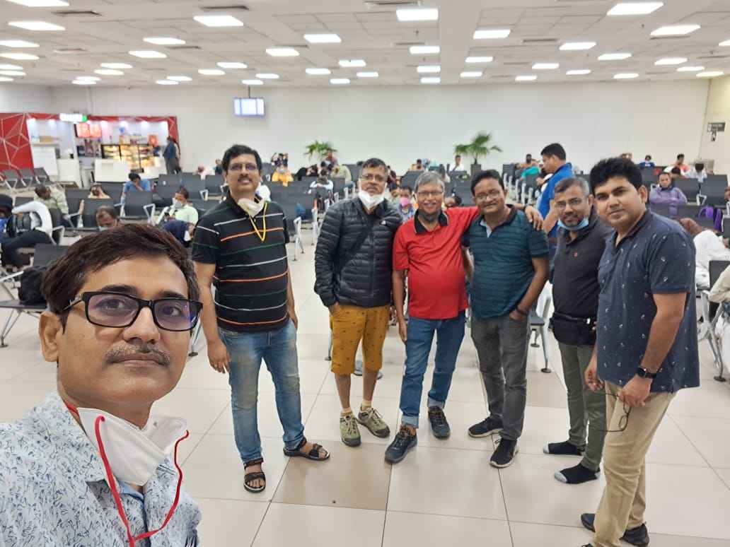 Guests, on Amarnath Yatra, at Kolkata airport 